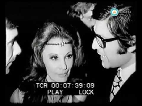 Irma Roy y Jorge Barreiro en un estreno del Maipo, 1972
