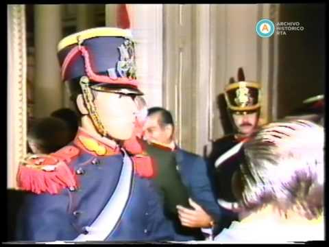 [Asunción presidencial de Reynaldo Bignone]