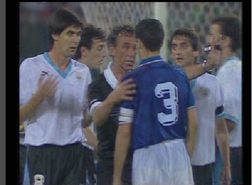[Mundial FIFA Italia ´90: octavos de final, Italia vs Uruguay] (incompleto)